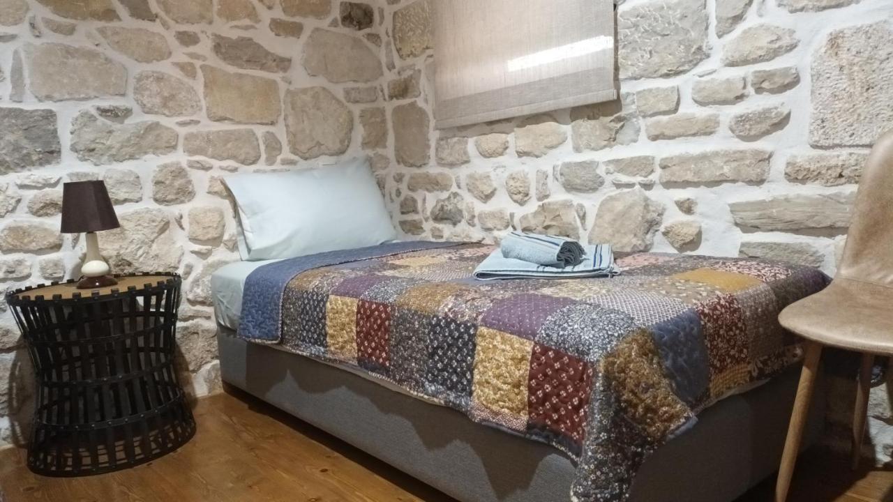 Oneiro Residence Petrokefálion Екстериор снимка